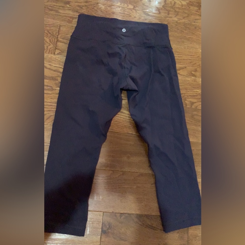 Wunder under like new crop high rise 21’ size 10 gray
